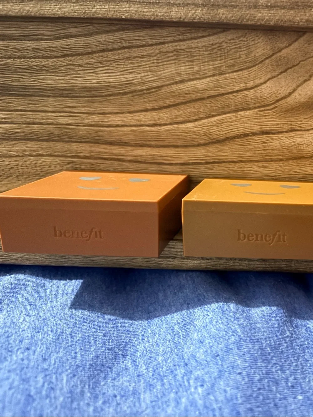 9 Benefit Hello Happy velvet foundation